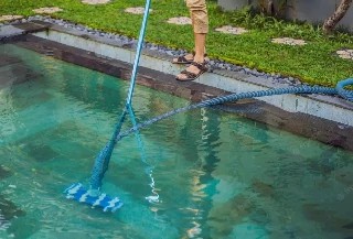 imagem Limpeza e Manutenção de Piscinas